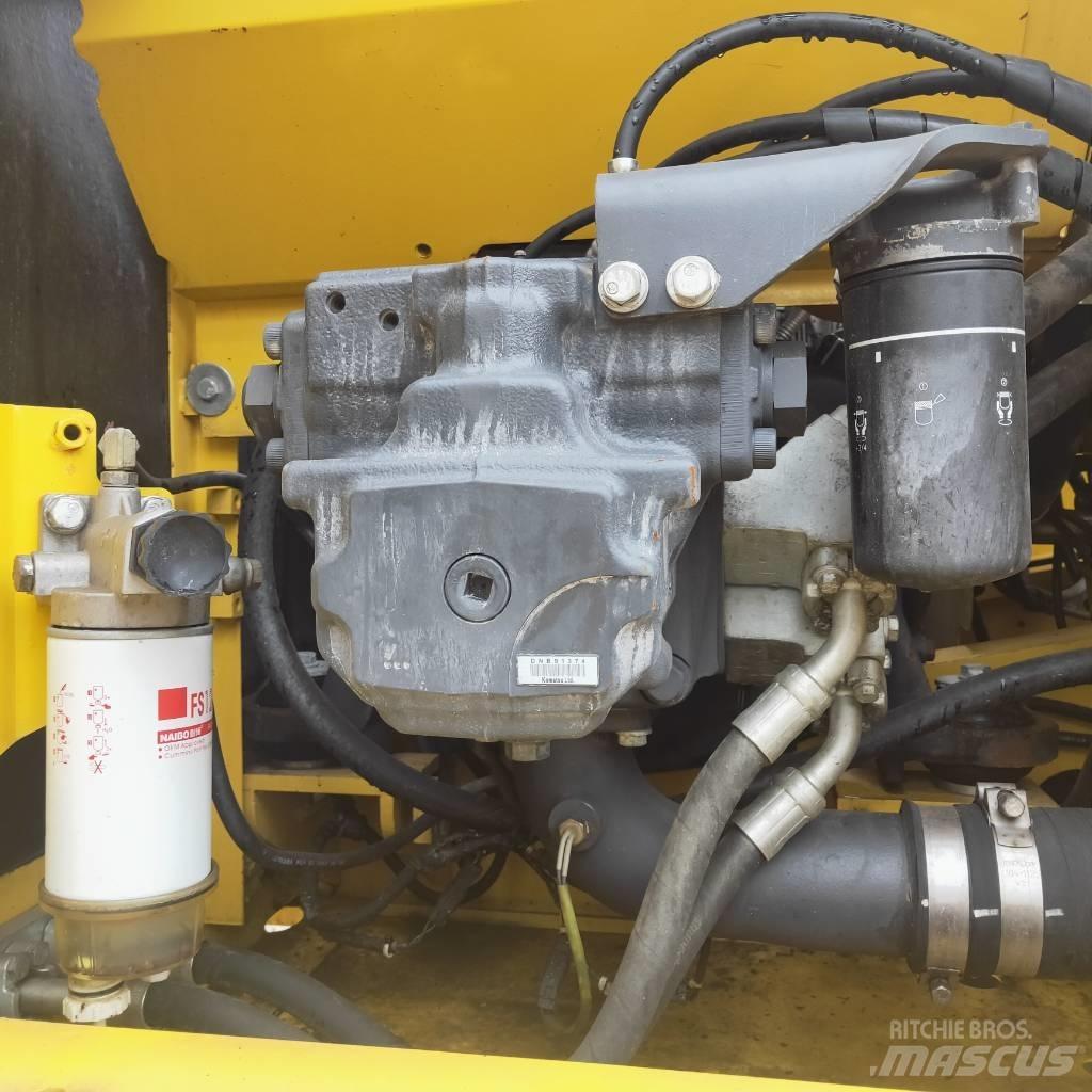 Komatsu PC200-8 Гусеничные экскаваторы