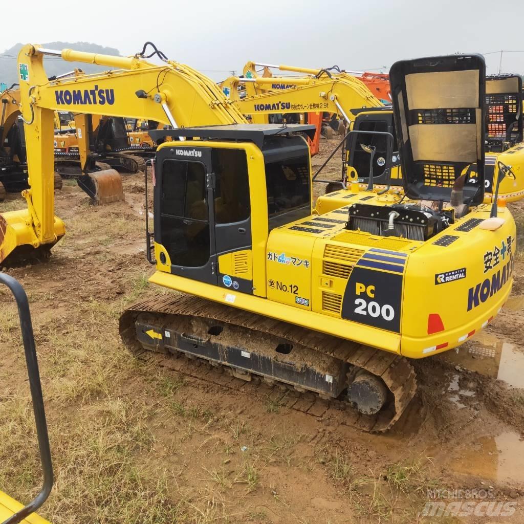 Komatsu PC200-8 Гусеничные экскаваторы