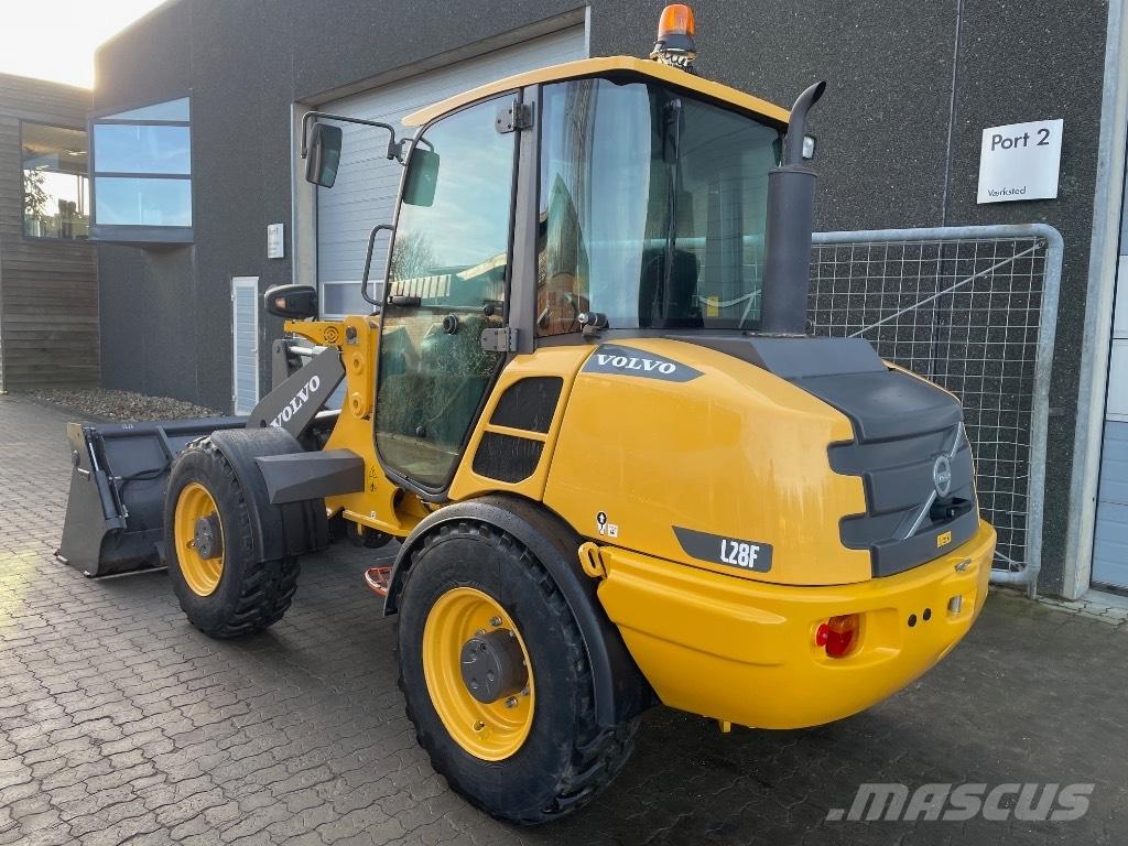 Volvo L28F Малые погрузчики