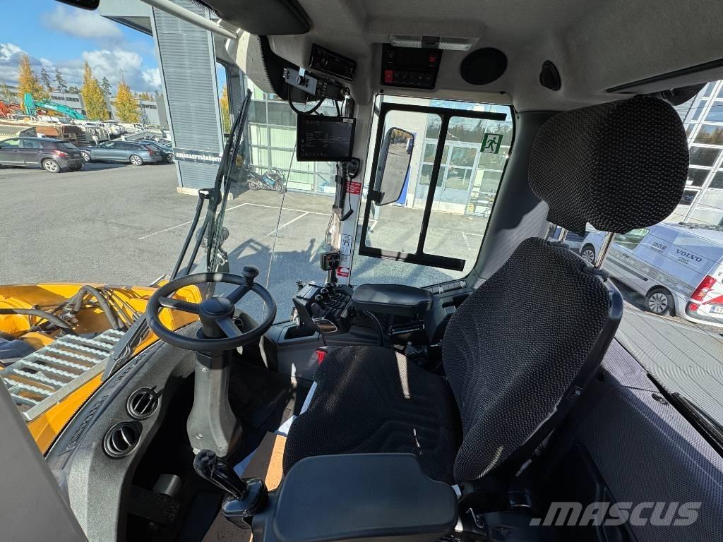 Liebherr L546 Фронтальные погрузчики