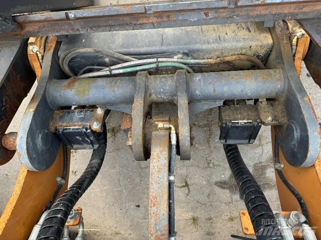 CASE 21 F Фронтальные погрузчики