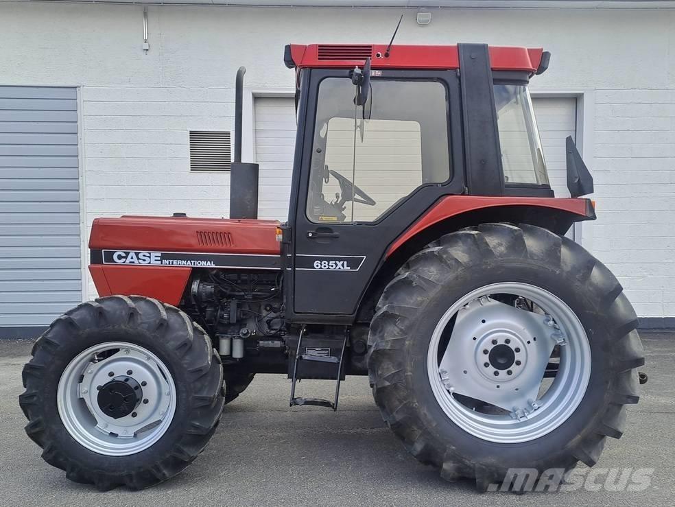 Case IH 685 XL Трактора
