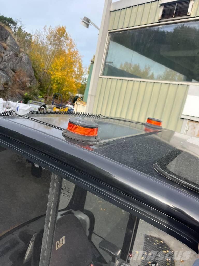 CAT 301.7 D Rototilt Мини-экскаваторы