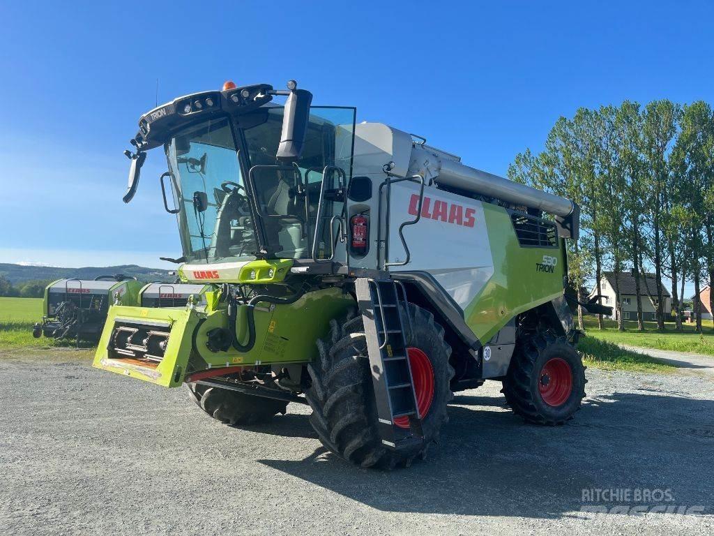 CLAAS Trion Зерноуборочные комбайны
