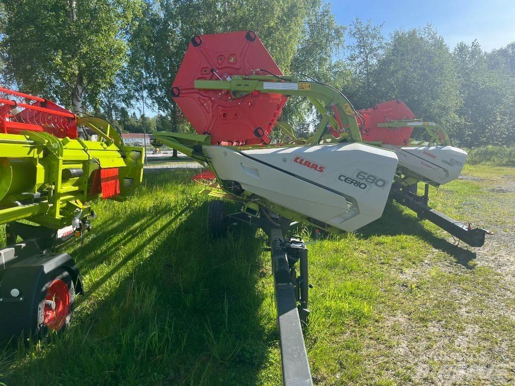 CLAAS Trion Зерноуборочные комбайны