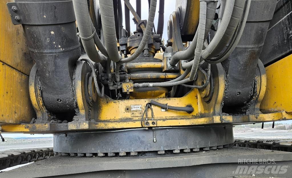 CAT 390 F Гусеничные экскаваторы