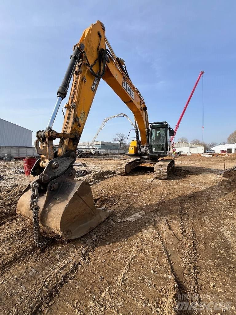 JCB JS 210 Гусеничные экскаваторы