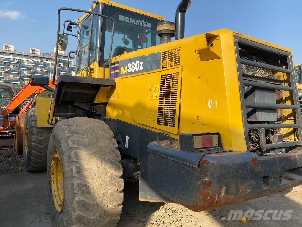 Komatsu WA 380-3 Фронтальные погрузчики