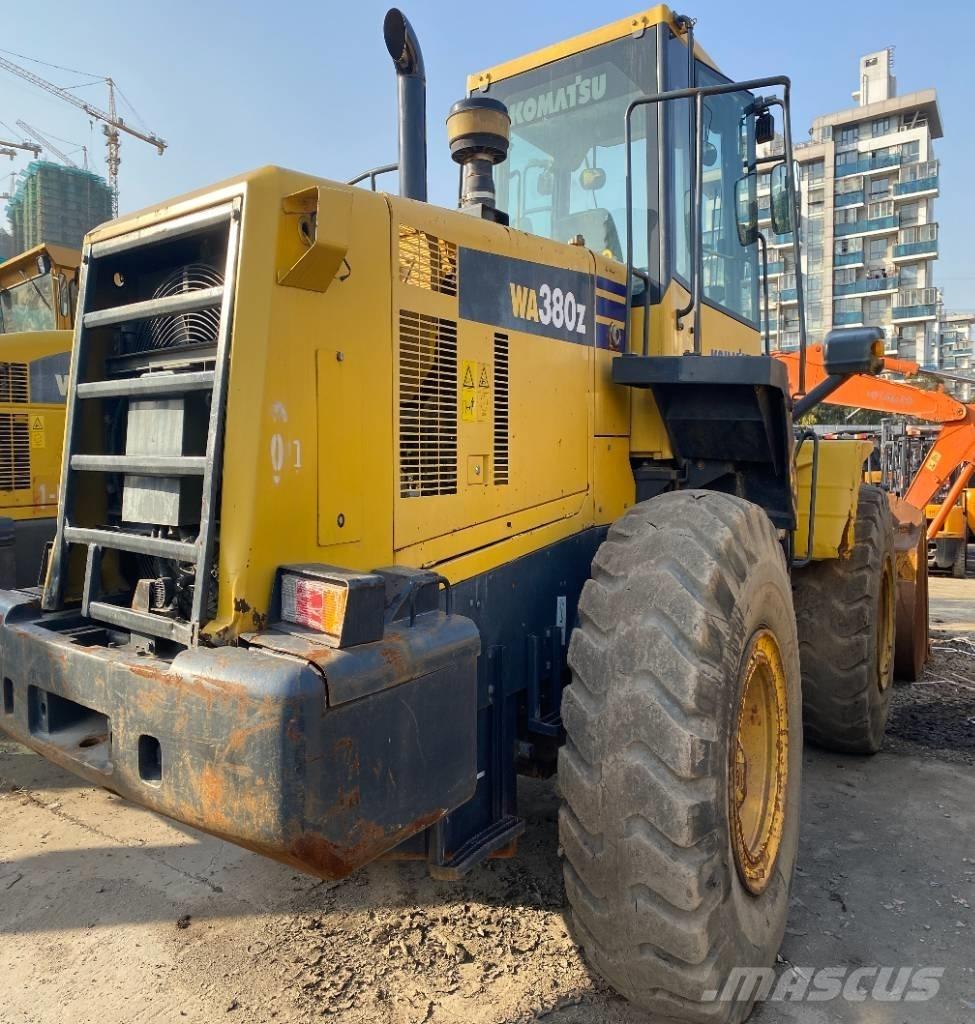 Komatsu WA 380-3 Фронтальные погрузчики