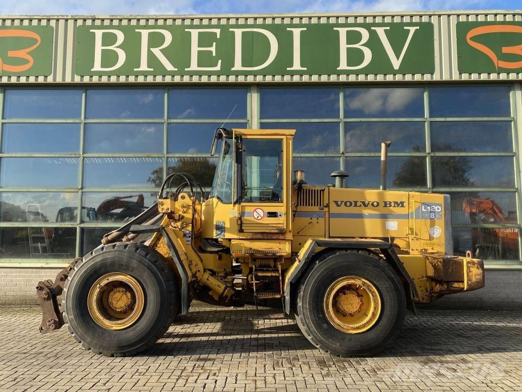 Volvo BM L 120 B Фронтальные погрузчики