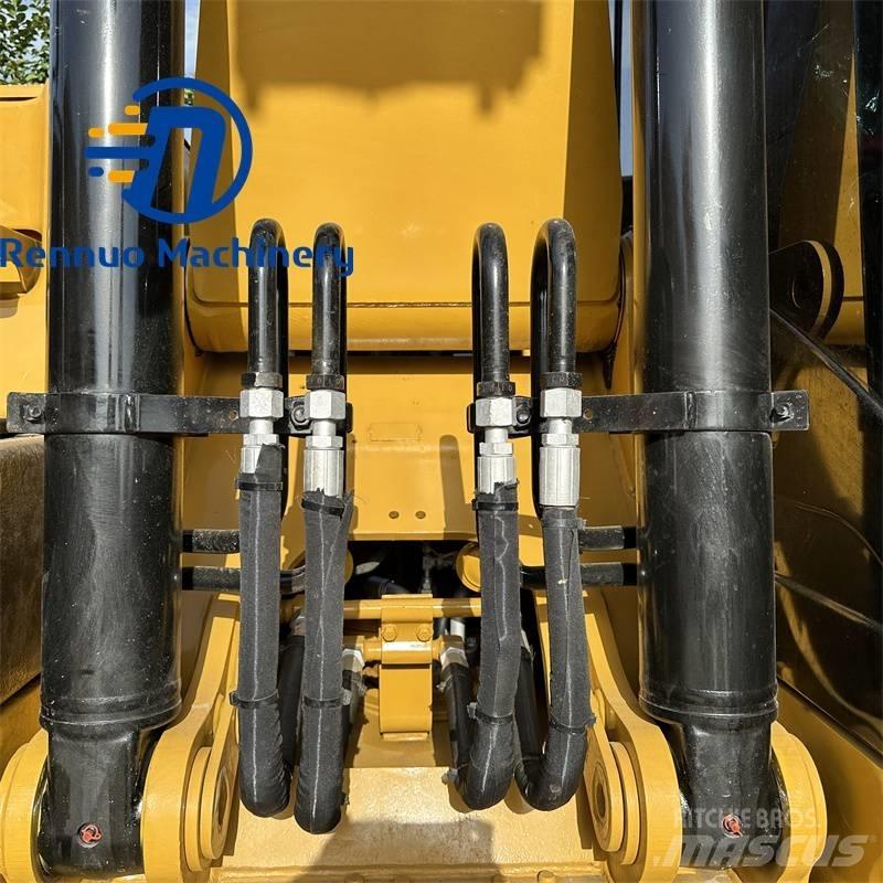 CAT 320D2 Гусеничные экскаваторы
