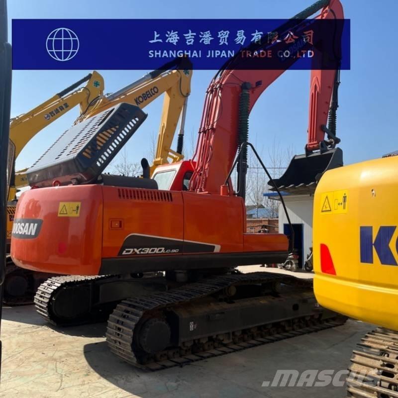 Doosan DX 300 Гусеничные экскаваторы