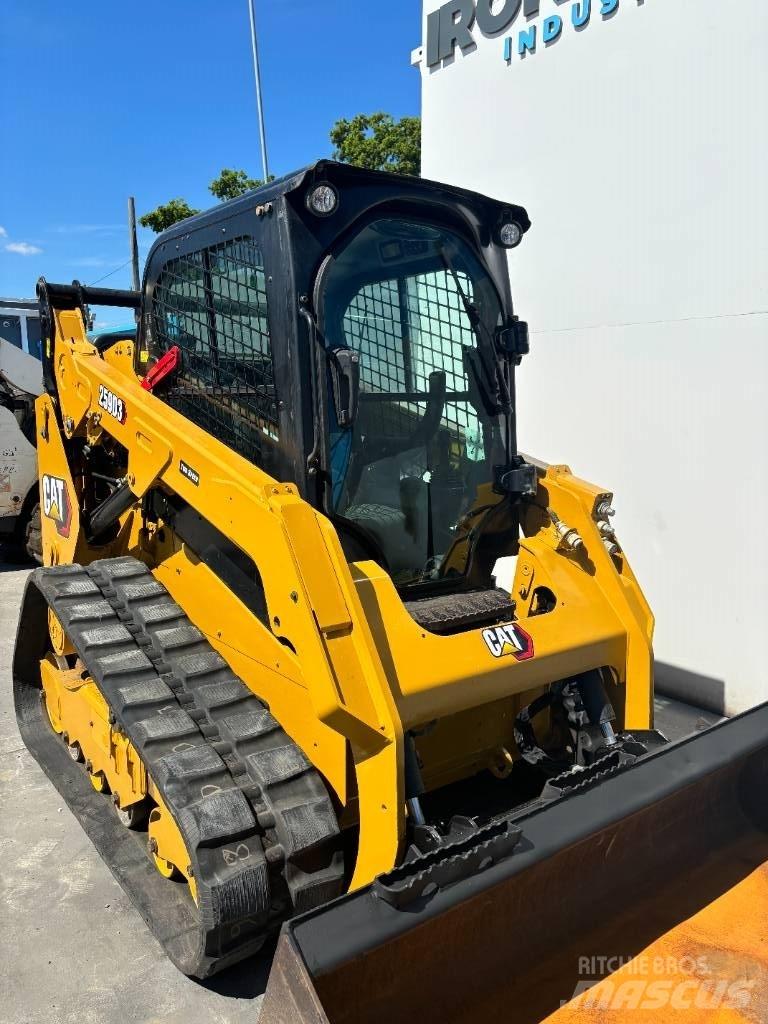 CAT 259D3 Мини-погрузчики