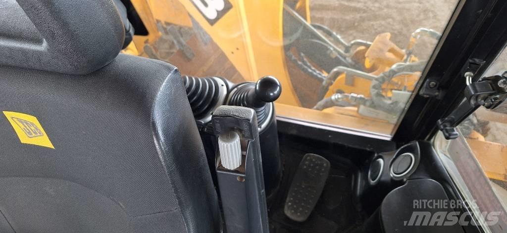 JCB 3 CX Экскаваторы-погрузчики