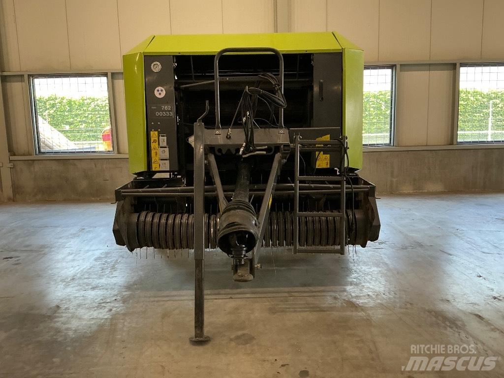 CLAAS Rollant 350 Рулонные пресс-подборщики