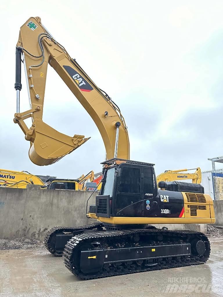 CAT 330 D2 Малые экскаваторы 7т-12т