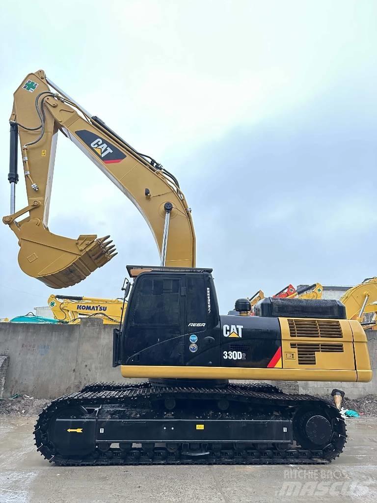 CAT 330 D2 Малые экскаваторы 7т-12т