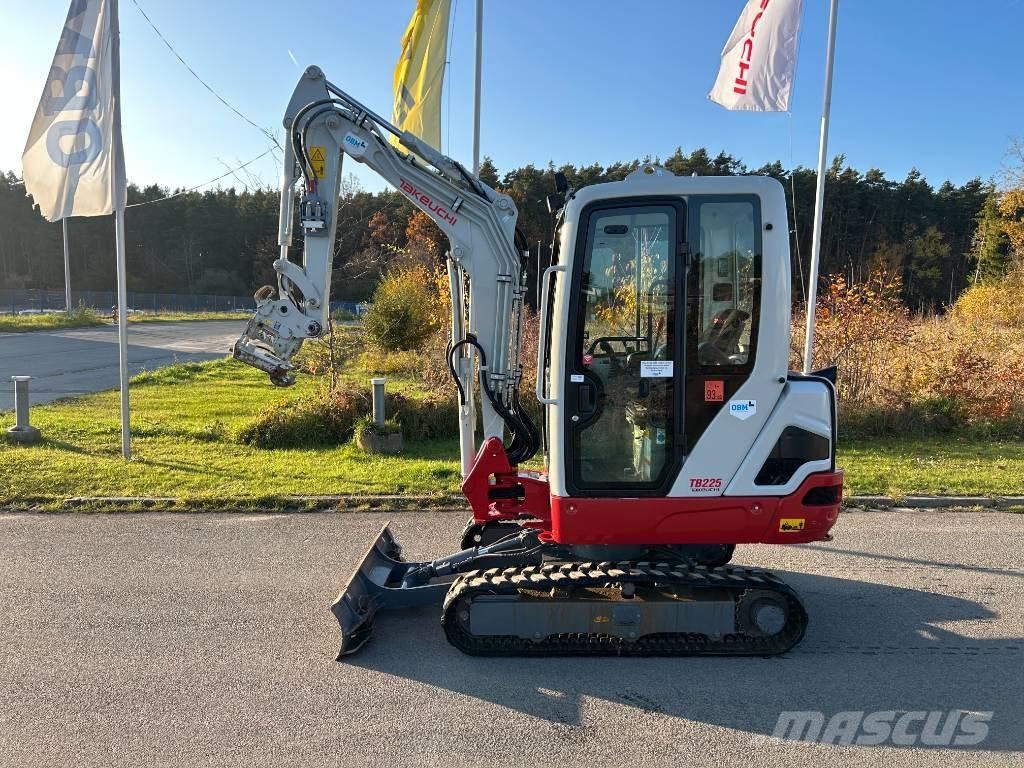 Takeuchi TB 225A V3 Мини-экскаваторы