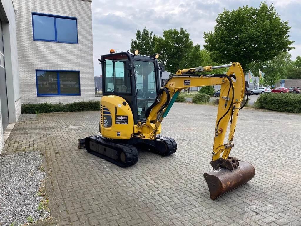 Komatsu PC26MR-3 Мини-экскаваторы