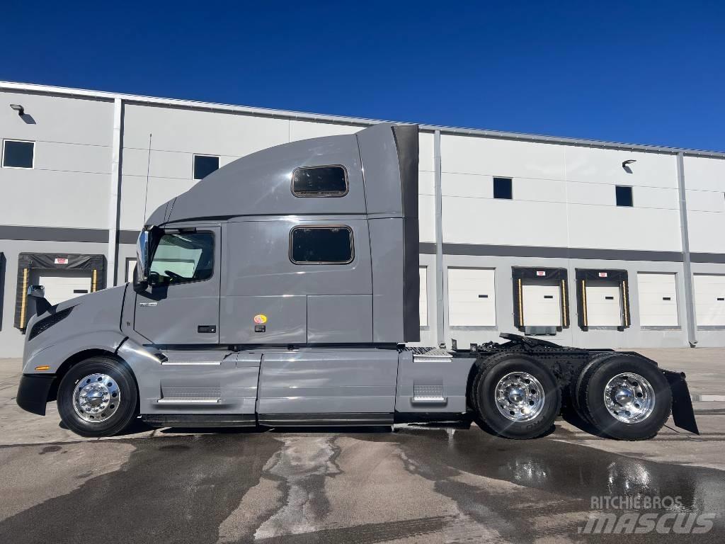Volvo VNL860 Седельные тягачи