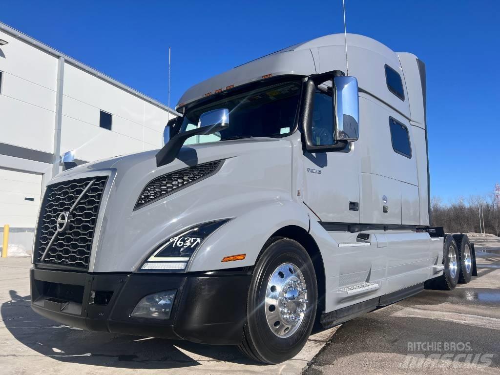 Volvo VNL860 Седельные тягачи