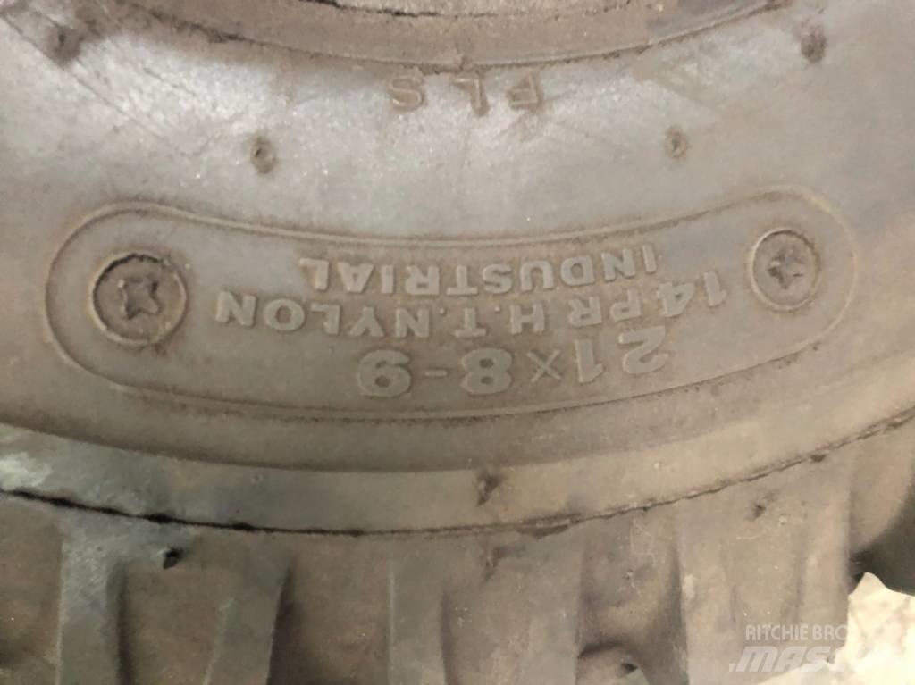 Bridgestone 21x8-9 Шины и колёса