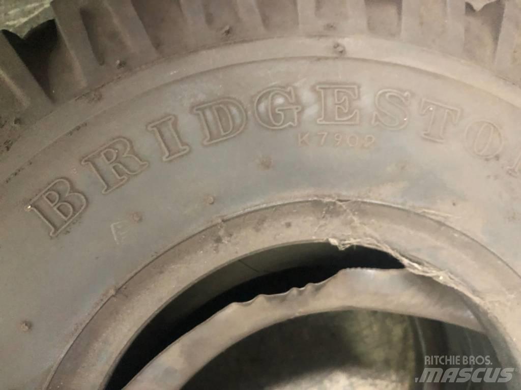 Bridgestone 21x8-9 Шины и колёса