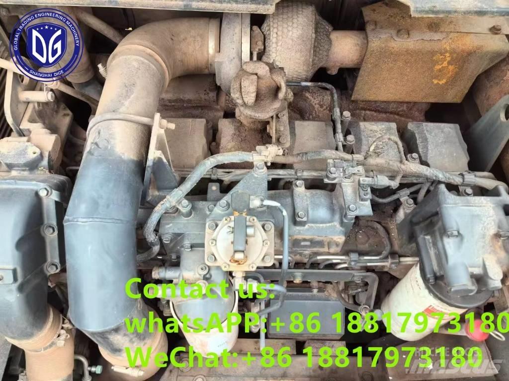 Komatsu PC 460-8 Гусеничные экскаваторы