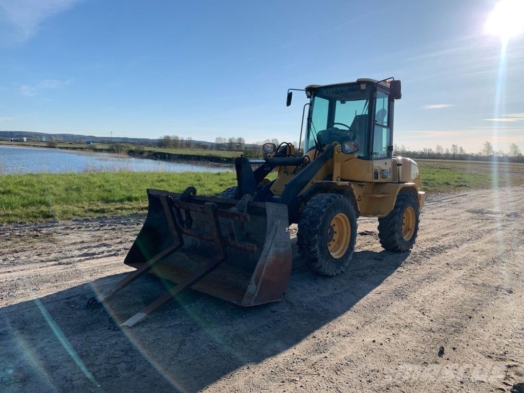 Volvo L 30 G Фронтальные погрузчики