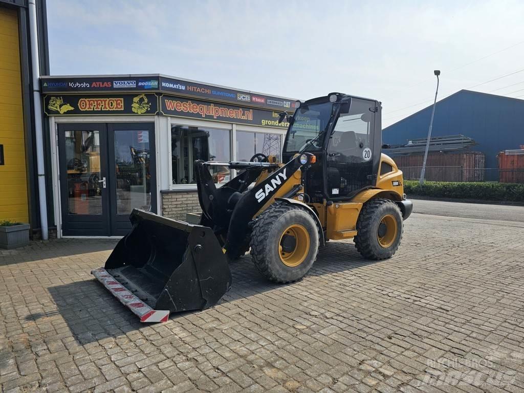 Sany SW085 Фронтальные погрузчики