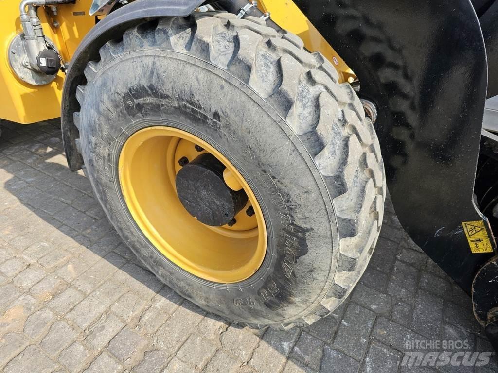 Sany SW085 Фронтальные погрузчики