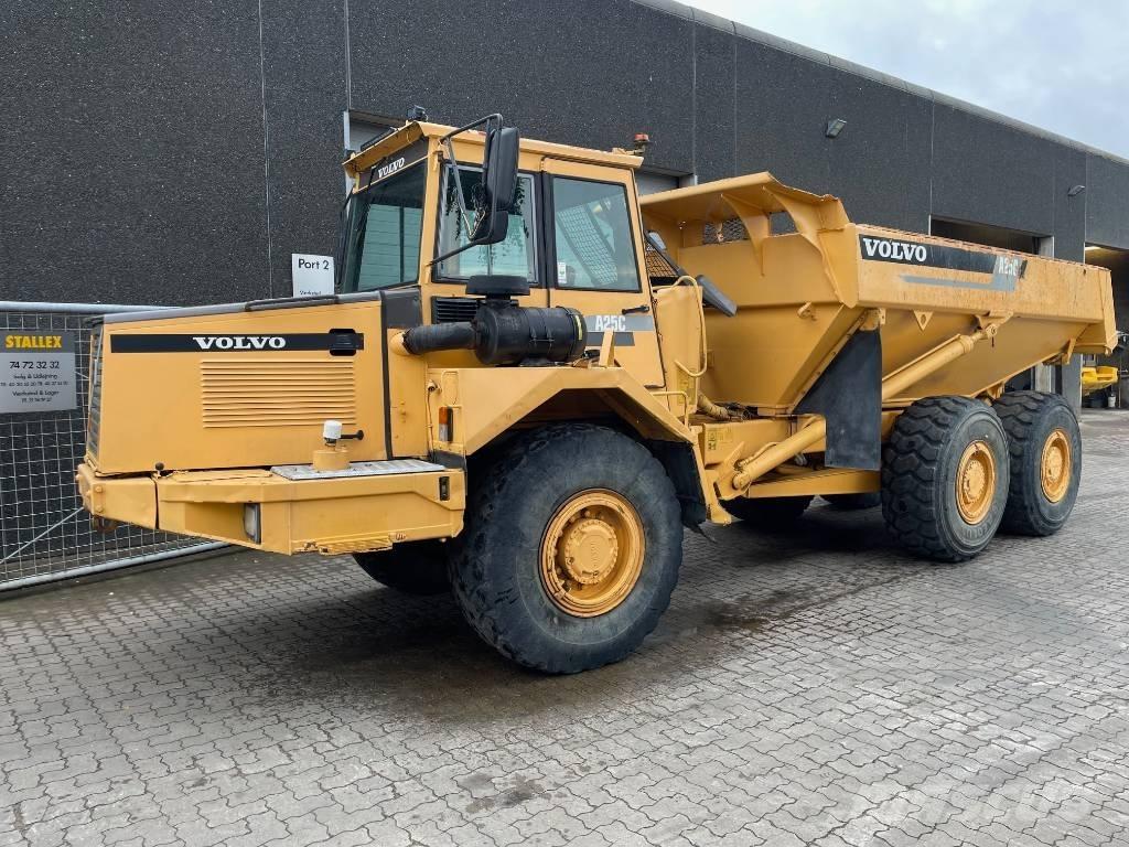 Volvo A25C Шарнирно-сочленённые самосвалы