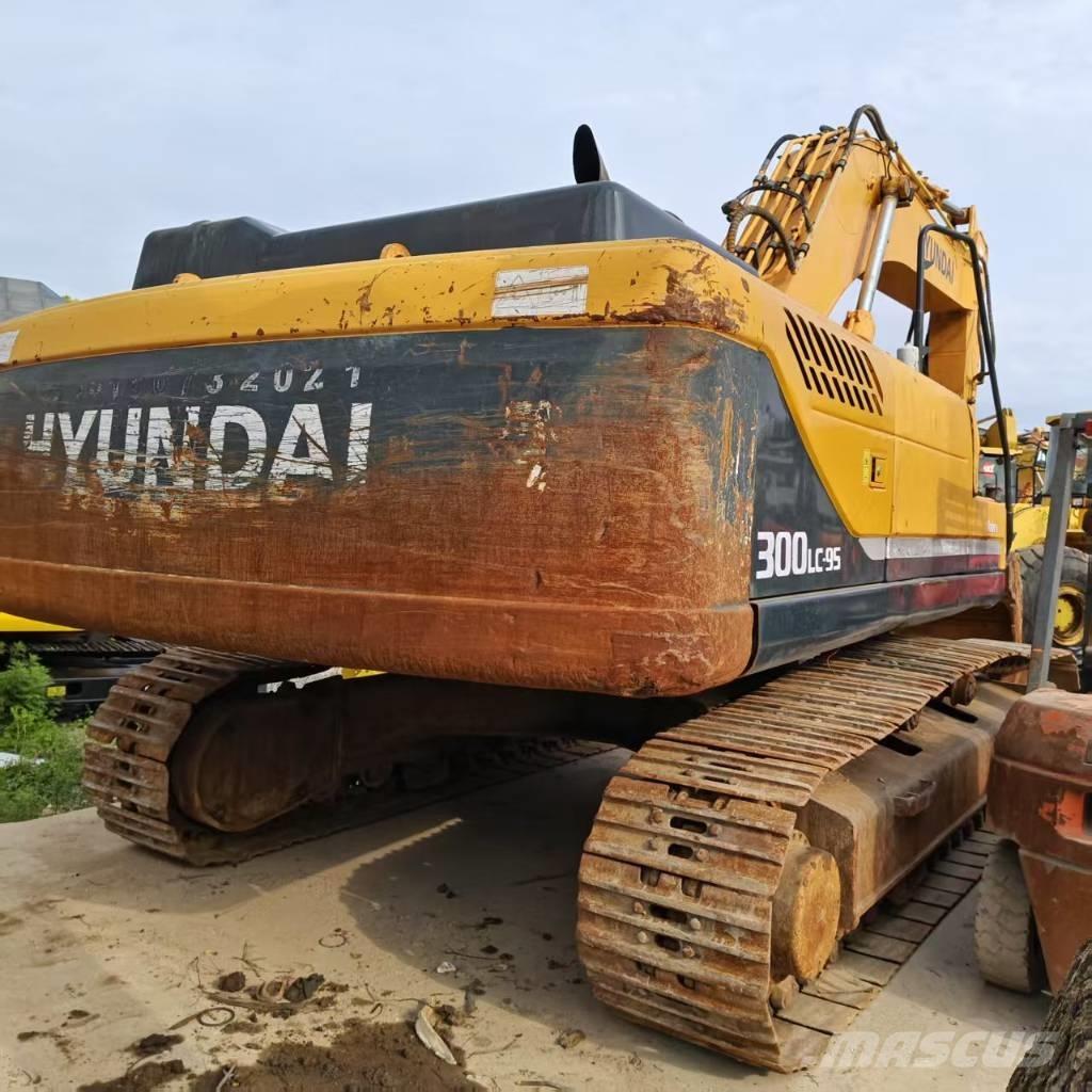 Hyundai R300LC Гусеничные экскаваторы