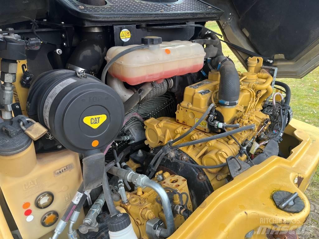 CAT 906 H Малые погрузчики