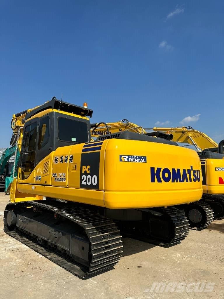 Komatsu PC 220-7 Гусеничные экскаваторы