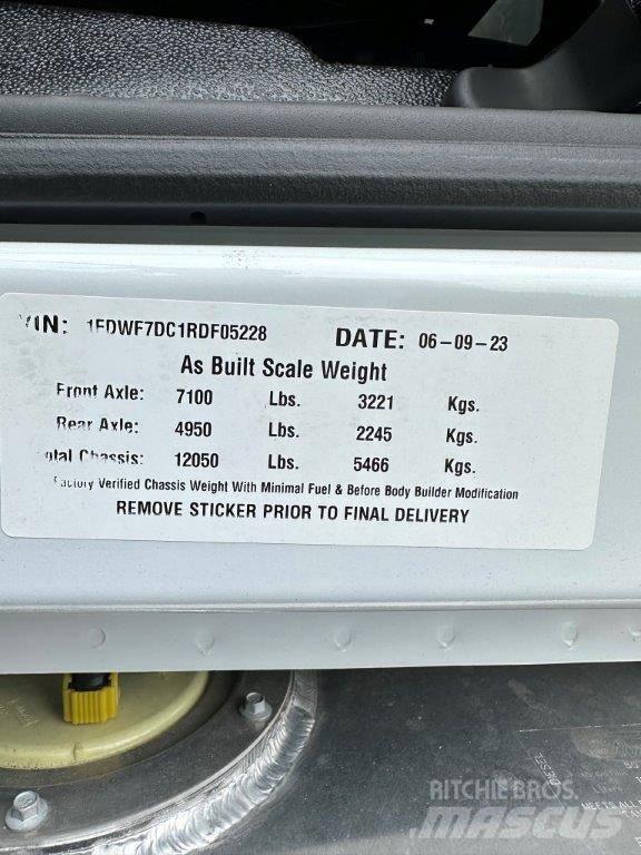 Ford F 750 Шасси с кабиной