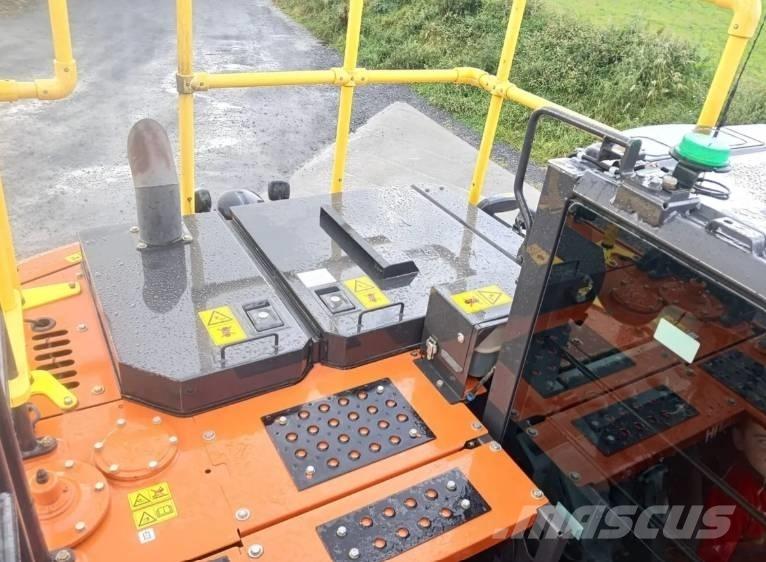 Hitachi ZX 130LCN Гусеничные экскаваторы