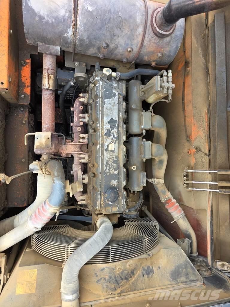 Doosan DX 380 LC Гусеничные экскаваторы