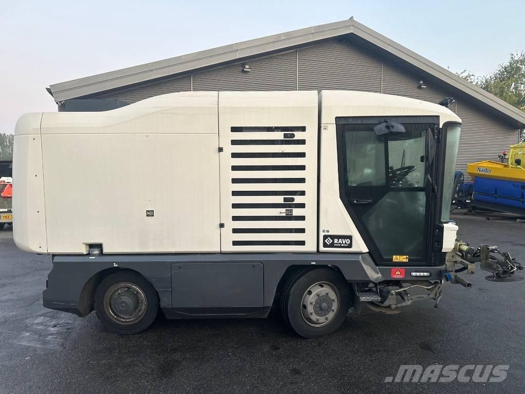 Ravo 540CD Вакуумные уборочные машины