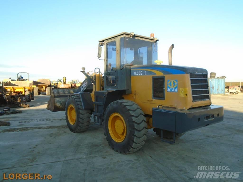 SEM ZL30E-1 Фронтальные погрузчики