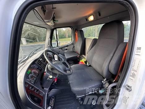 Freightliner M2 Седельные тягачи