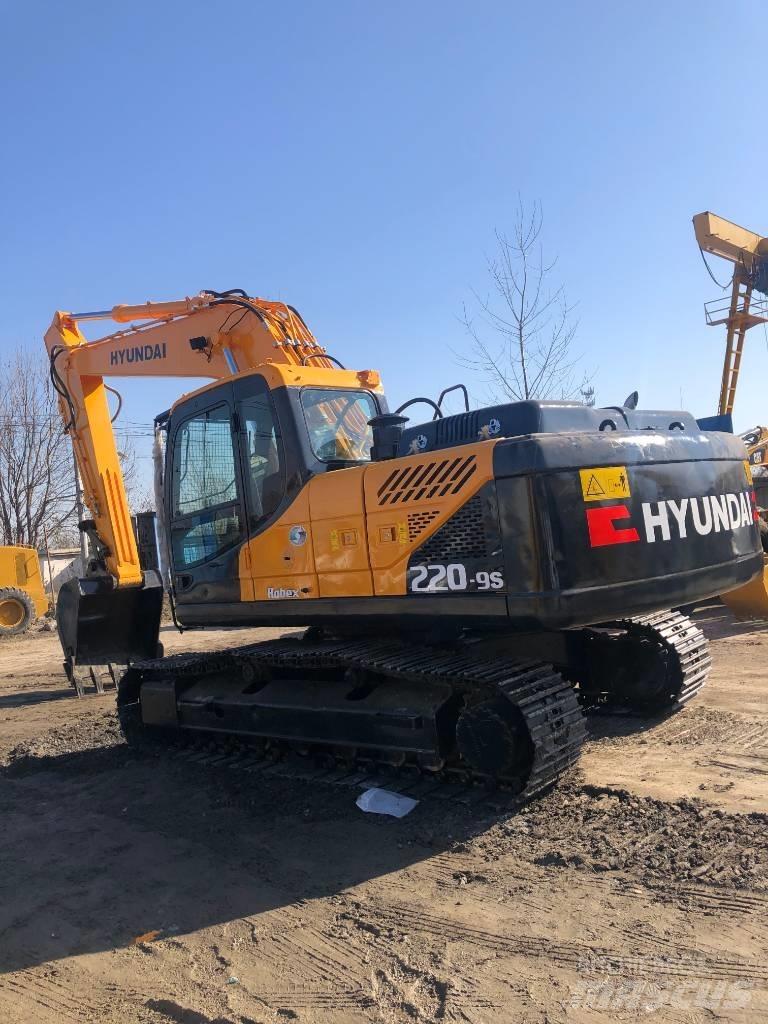 Hyundai 220-9s Гусеничные экскаваторы