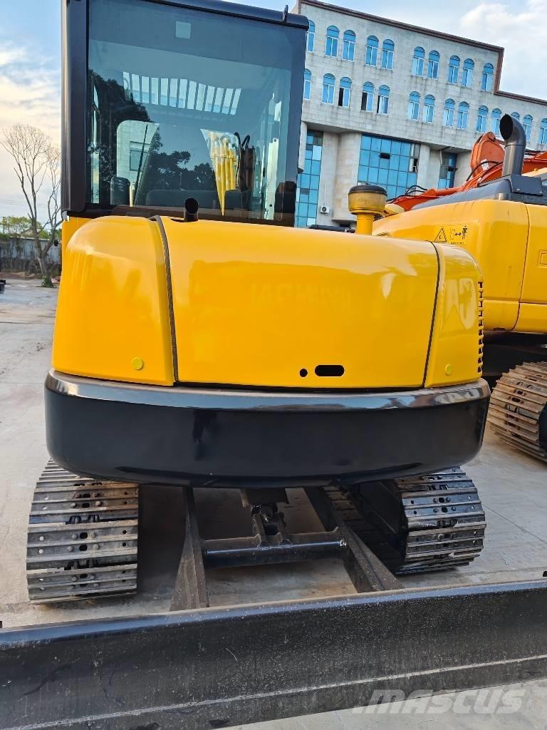 Komatsu PC 56 Мини-экскаваторы