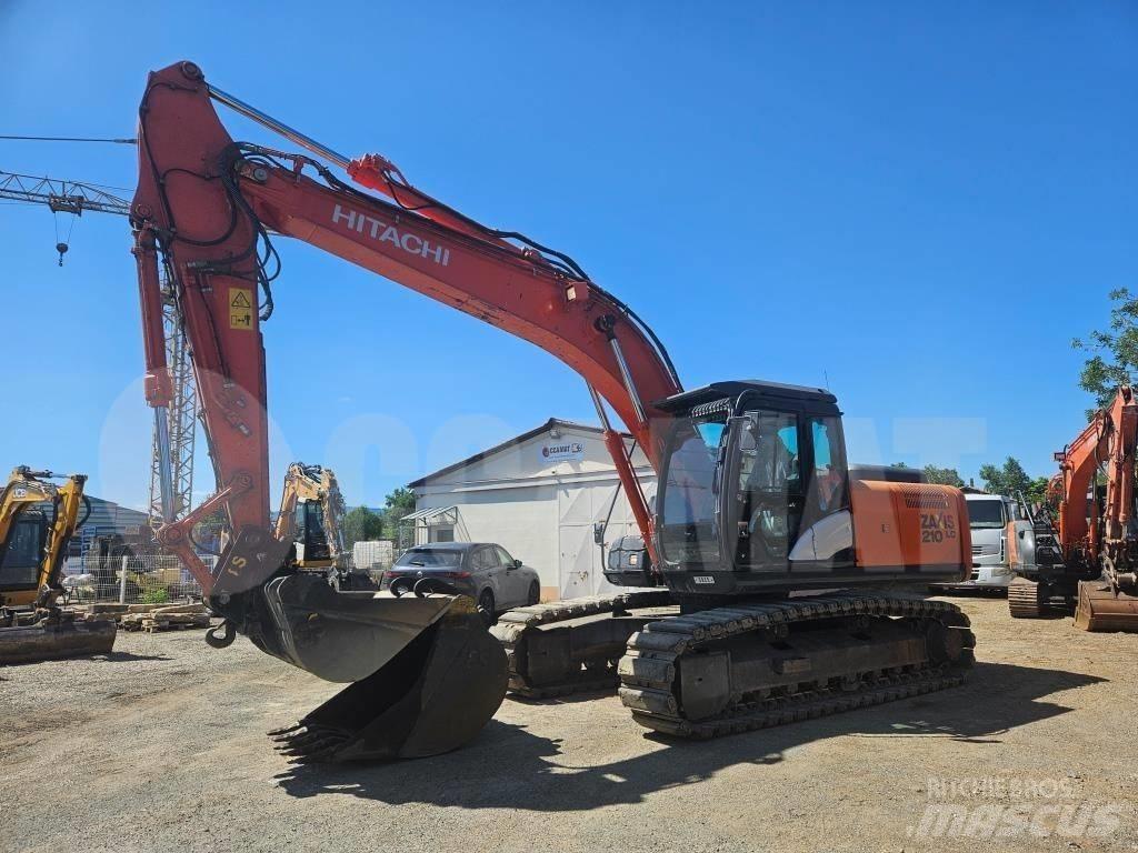 Hitachi ZX 210 LC Гусеничные экскаваторы
