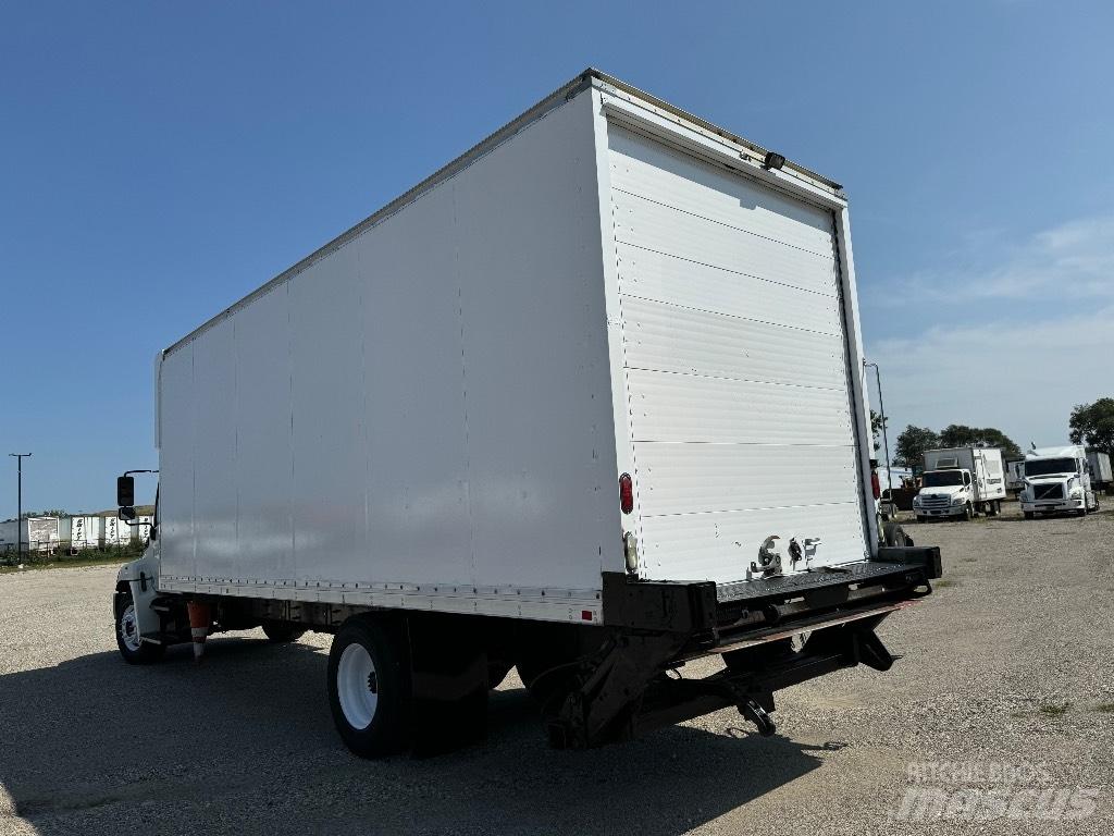 Hino 238 Грузовики-Фургоны