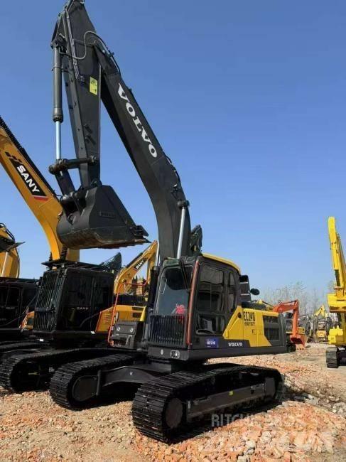 Volvo EC 240 Гусеничные экскаваторы