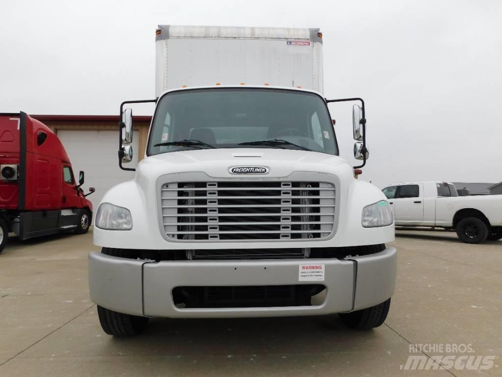 Freightliner M2 Грузовики-Контейнеровозы