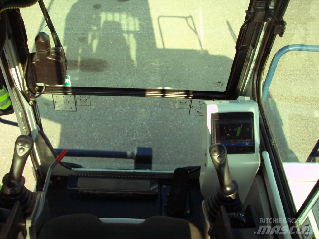 Takeuchi TCR 50 Гусеничные самосвалы