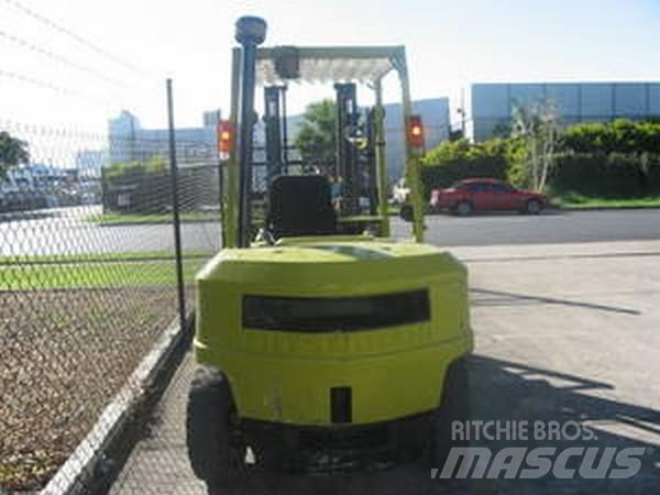 Mitsubishi FD45 Другие складские механизмы