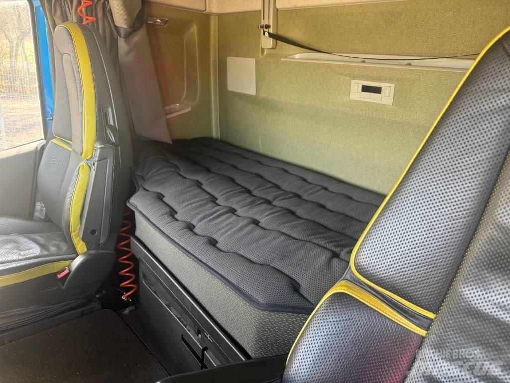 Volvo FH 750 Грузовики-Щеповозы